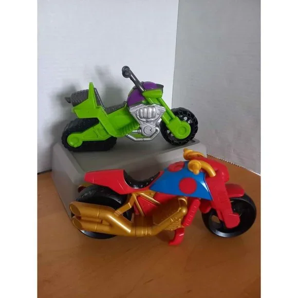 Marvel Super Hero Adventures Motorcycle set of 2 Hulk Iron Man Hasbro no figures - Picture 6 of 10